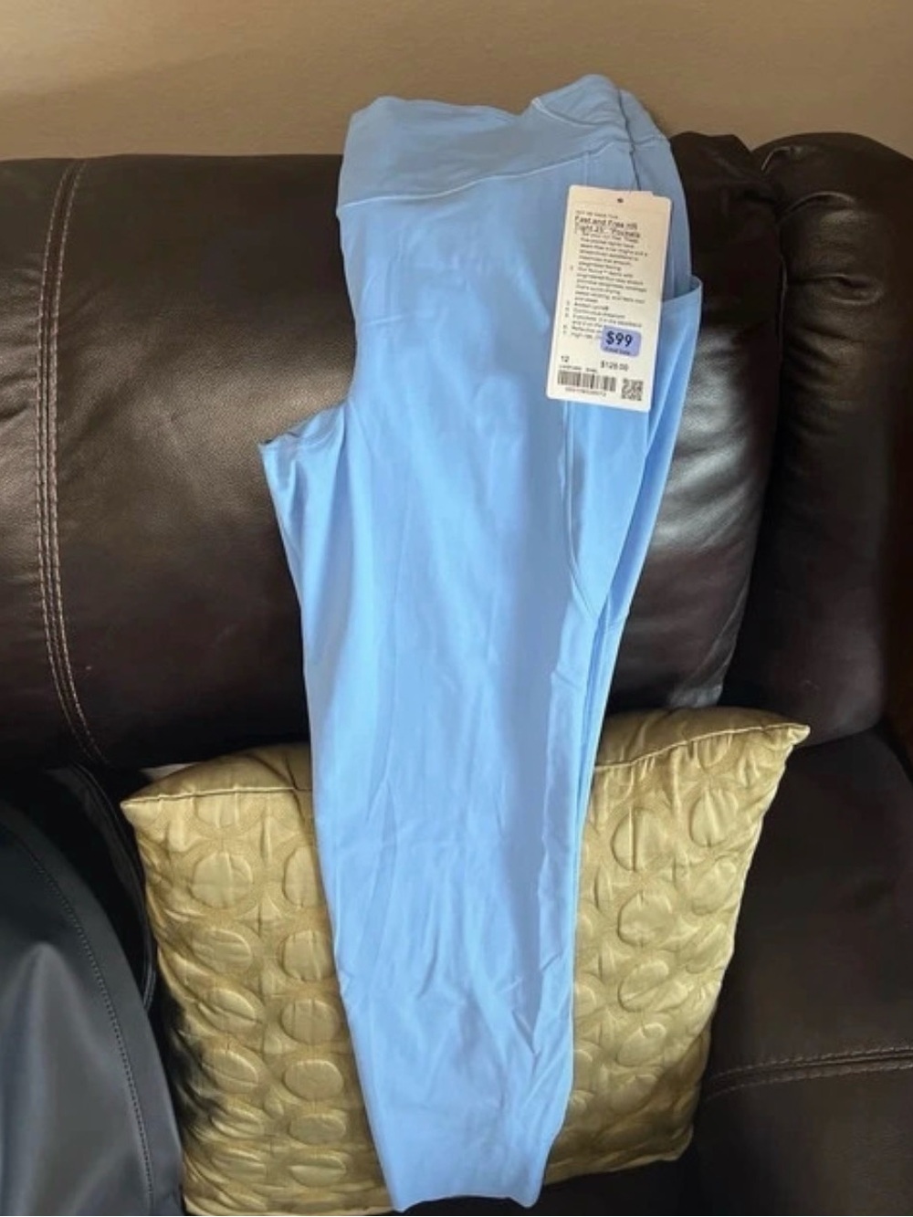 Lululemon Light Blue fast and free tight 25” with pockets
